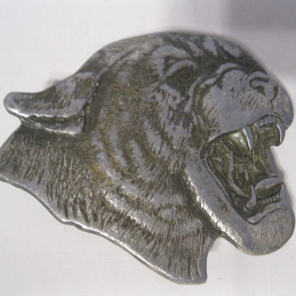 Bergamot Brass Work Mountain Lion 1977 Belt Buckle - Picture 2 of 8